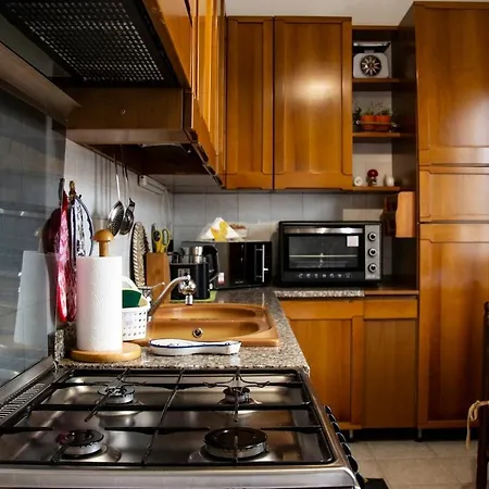 Lacasadeinonni - Lakes And Relax Apartment Varano Borghi