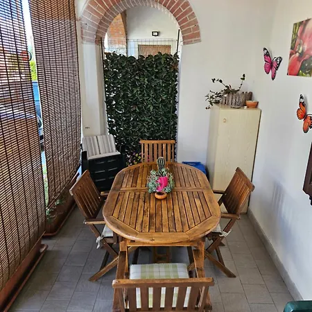 Lacasadeinonni - Laghi&relax Appartement