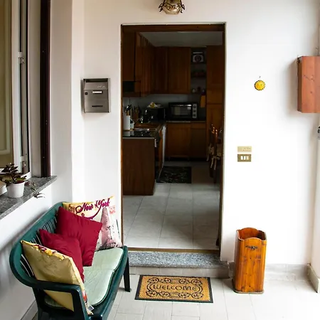 Lacasadeinonni - Laghi&relax Appartement *